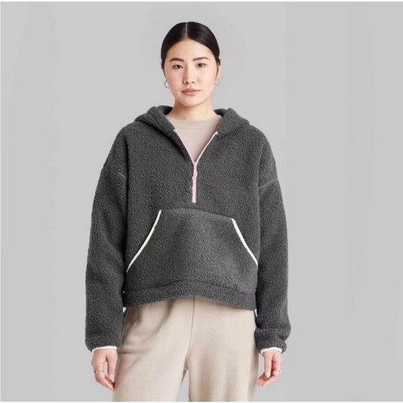 wild fable Tops - Wild Fable Women’s Sherpa Half Zip Cropped Hooded Sweatshirt